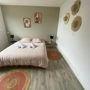 Maison Neuve Cosy A 20 Min Des Plages #lorient #cosy Hébergement de vacances Pont-Scorff